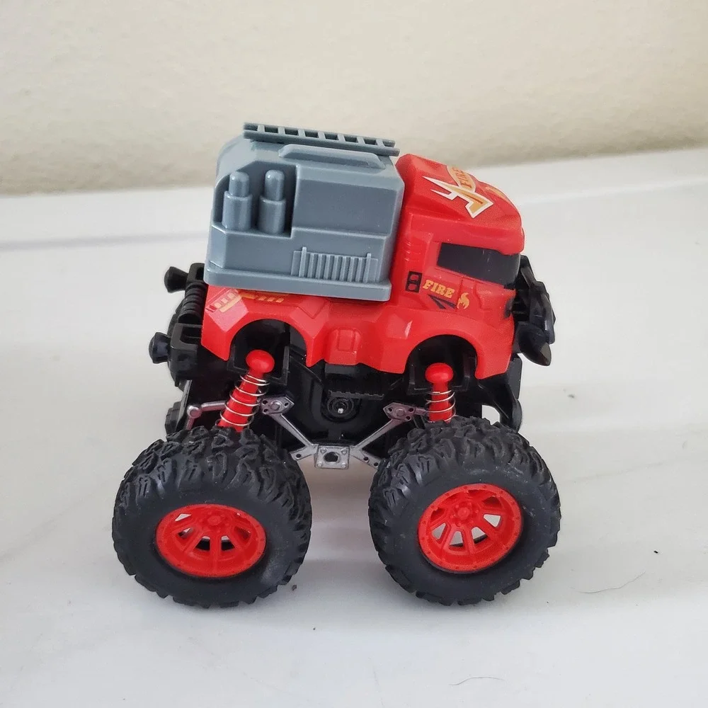 Red Monster Truck Fire Engine Toy with Suspension 22105LW Rescue Vehicle